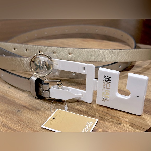 MICHAEL KORS 2 For 1 BELT SET METALLIC SILVER/GOLD MK LOGO - Large - Picture 8 of 11